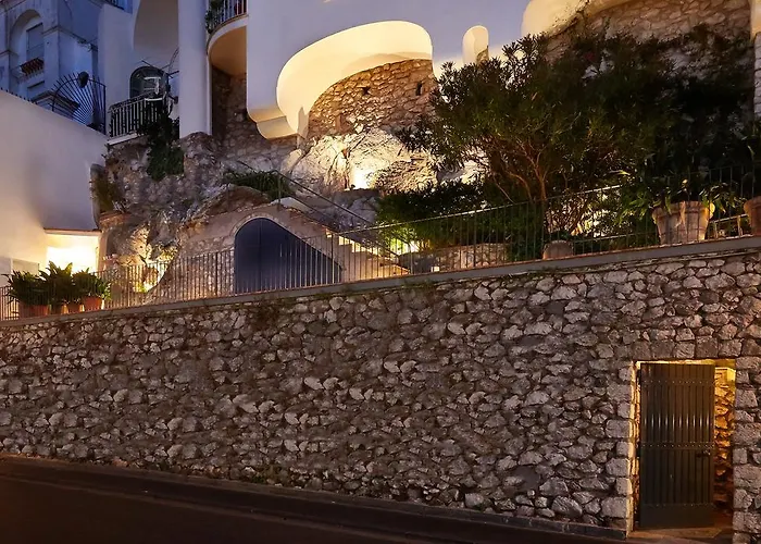 Casa Boutique By Capri 5 Senses